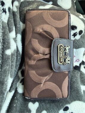 Coach wallet